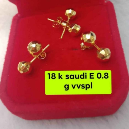 图片 18K Saudi Gold Earrings  0.8 grams
