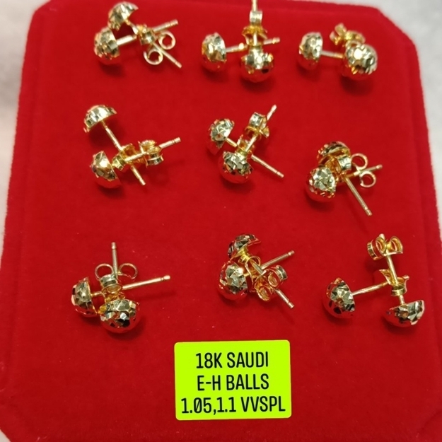 Picture of 18K Saudi Gold Earrings, 1.05g, 1.1g, 2805E105