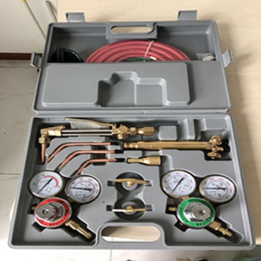 Picture for category Cutting Outfit